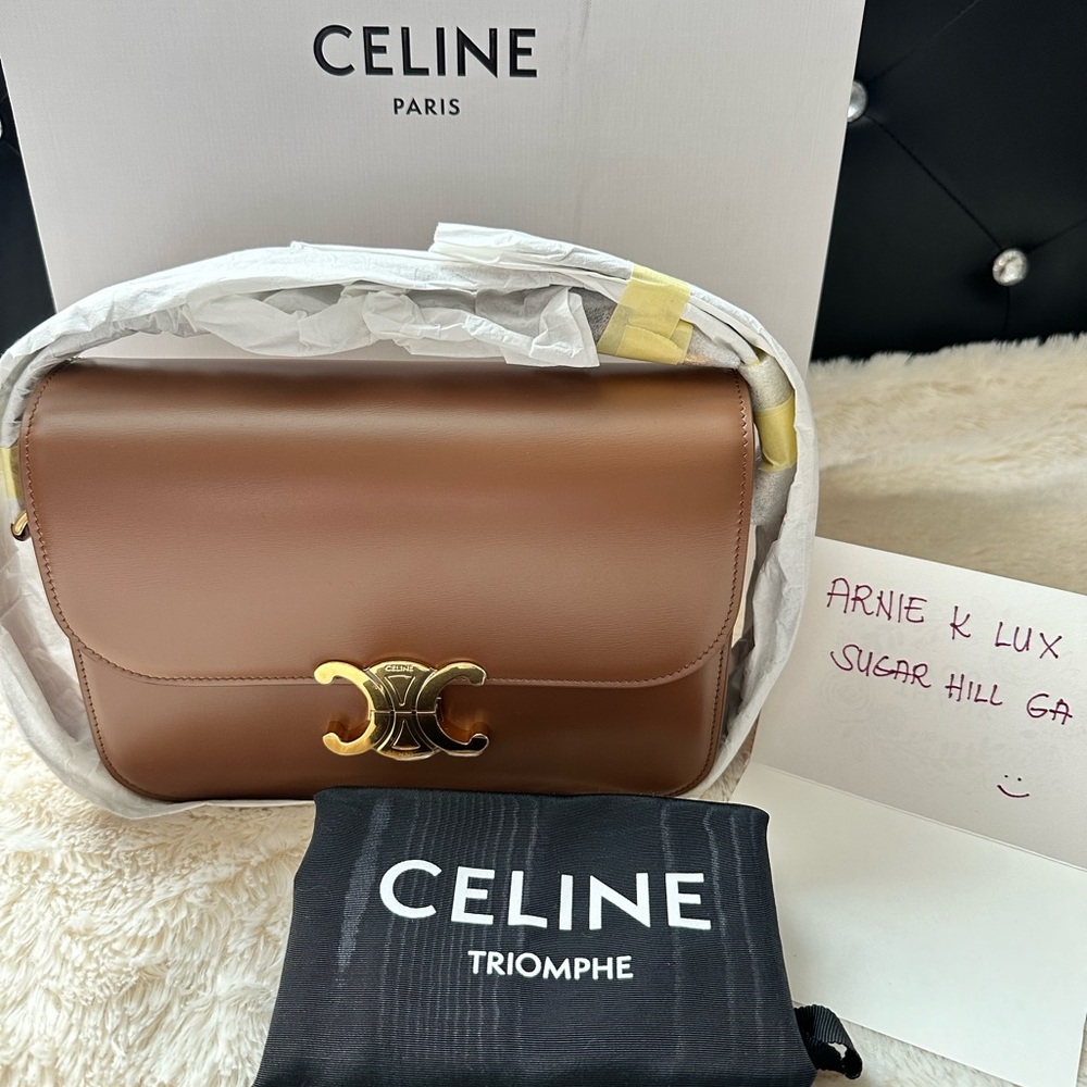 ❗️SOLD❗️AUTHENTIC CELINE TRIOMPHE CLASSIC